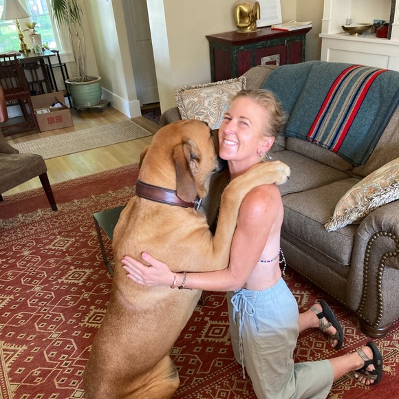 Meet your Posher, Leena!💃❤️ - Picture 4 of 12